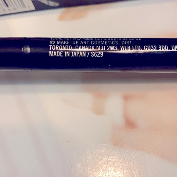 New in box MAC Shape + Shade Brow Tint color # Tapered. Made in Japan - Picture 2 of 4